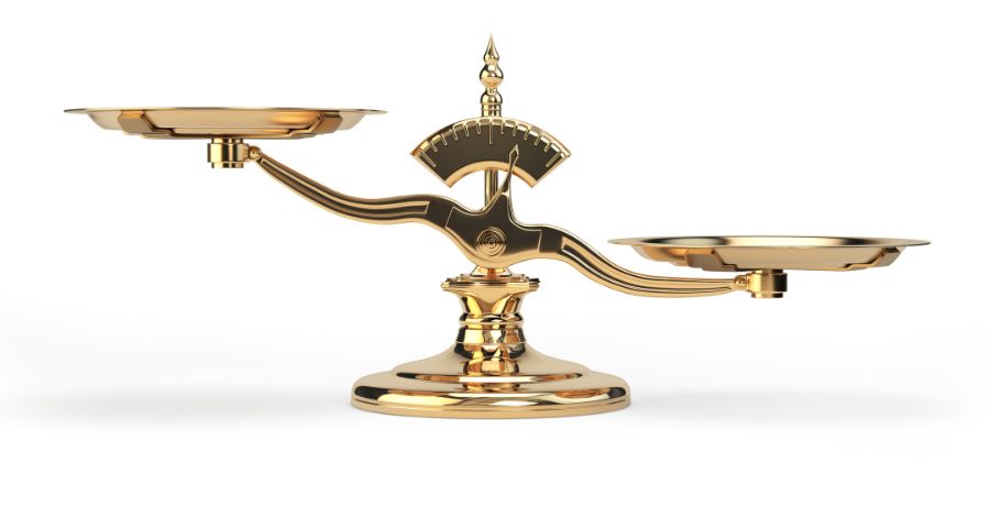 Lyme Treatment Risks: Antibiotics vs. Chronic Illness