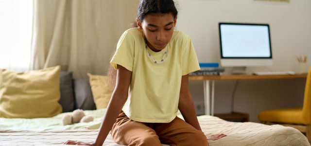 child experiencing dizziness and fatigue from POTS in Lyme disease